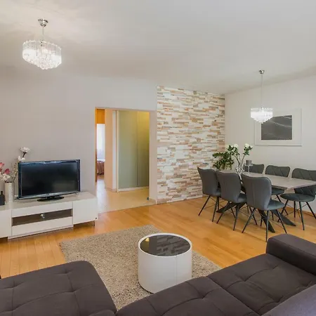 Montesa With Free Parking And Balcony *