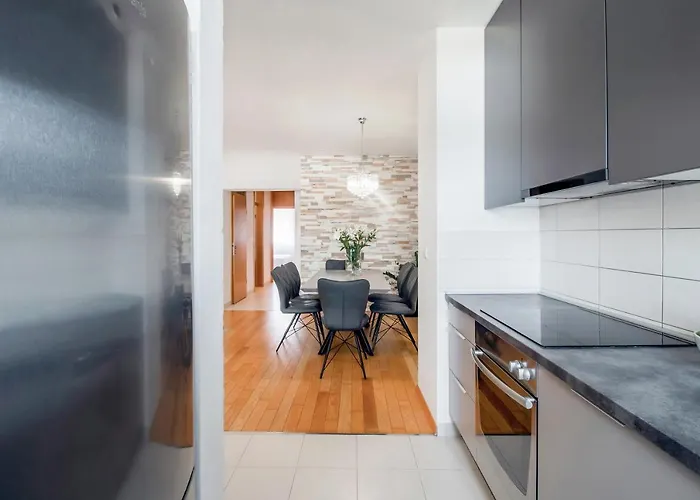 Montesa With Free Parking And Balcony 公寓 *