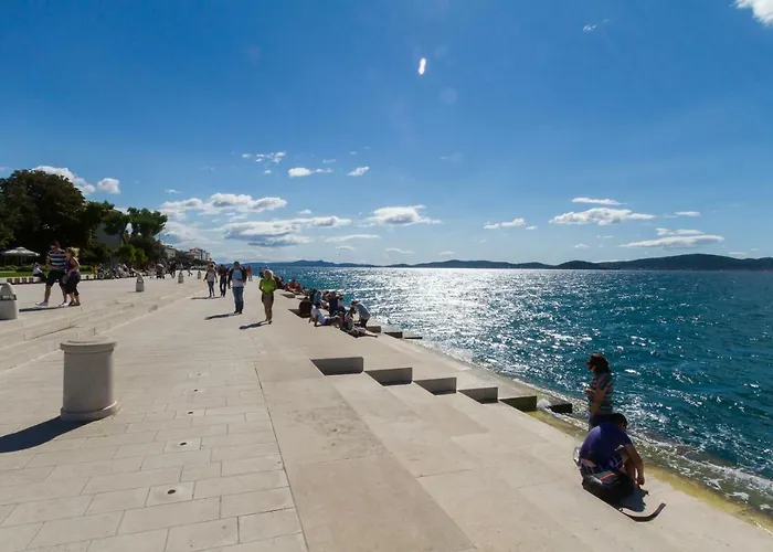 公寓 Montesa With Free Parking And Balcony 扎达尔