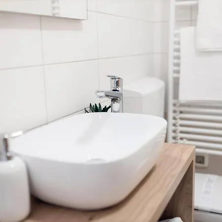 Montesa With Free Parking And Balcony Apartment