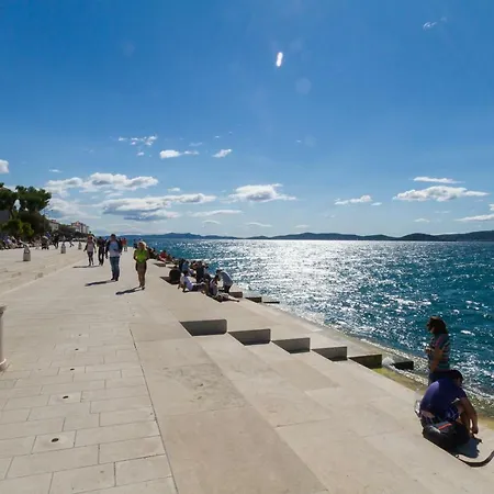 Apartament Montesa With Free Parking And Balcony Zadar