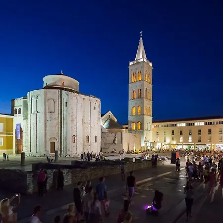 Apartment Montesa With Free Parking And Balcony Zadar